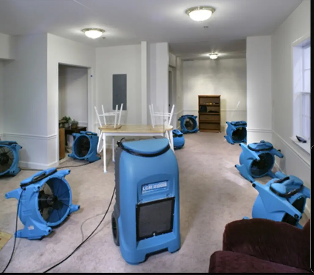 Air movers and dehumidifier setup for Water Damage Restoration in Camp Pendleton Mainside